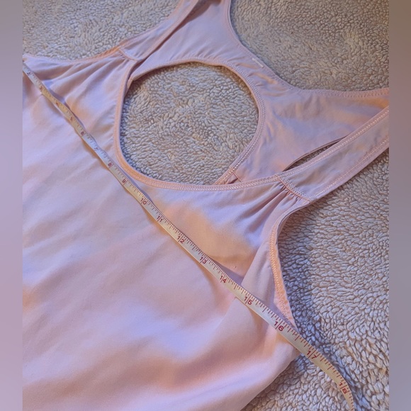Lululemon Athletica Peace of Mind Tank Top with Keyhole Back in Pink size 6 - Picture 14 of 14